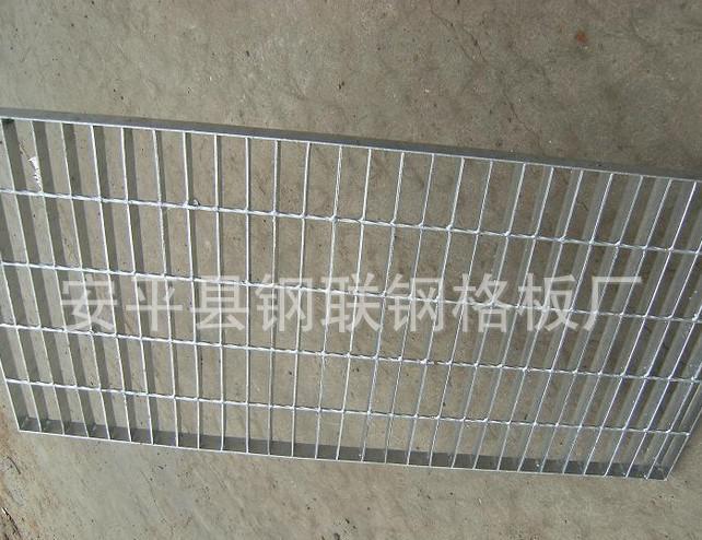 甘肅格柵板|甘肅熱鍍鋅腳踏網|甘肅工廠采購踏步鋼格板